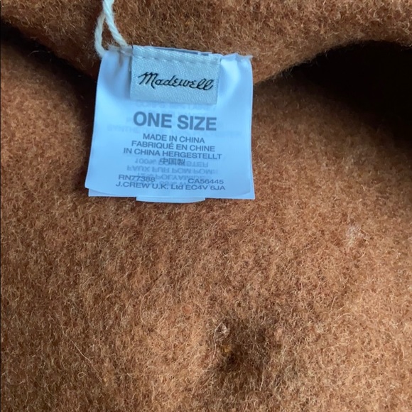 Madewell pom pom beret - Picture 6 of 8